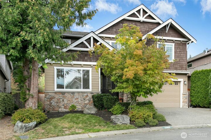 Property Photo:  2002  263rd Lane SE  WA 98075 