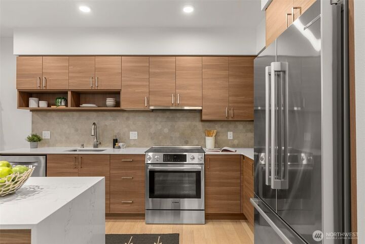 Property Photo: 11903 NE 128th Street 216 WA 98034