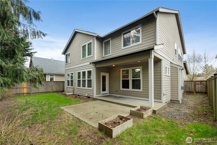 Property Photo:  4524  24th Street SE  WA 98374 
