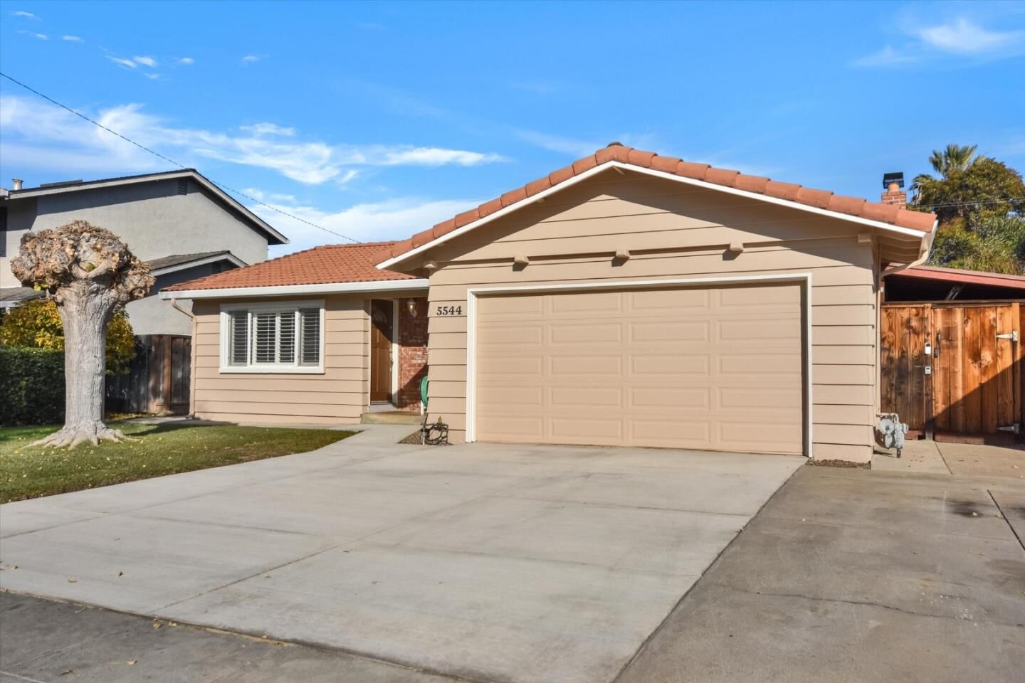 Property Photo:  5544 Woodhurst Lane  CA 95123 