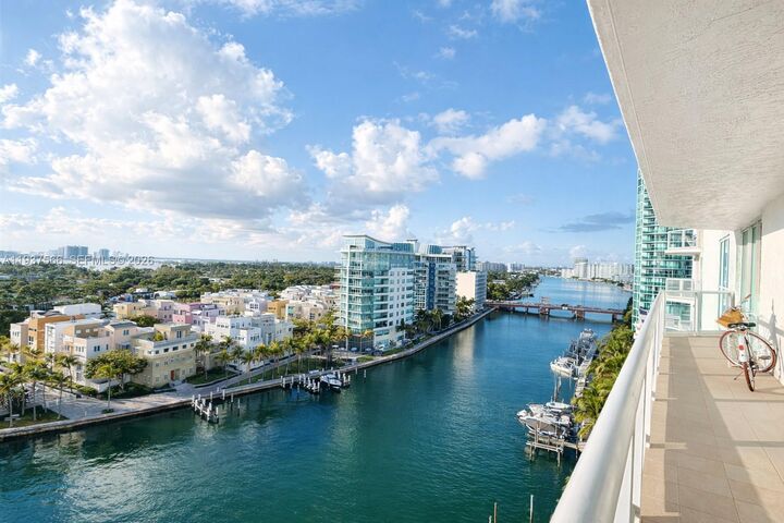 Property Photo: 5900 Collins Ave 1405 FL 33140