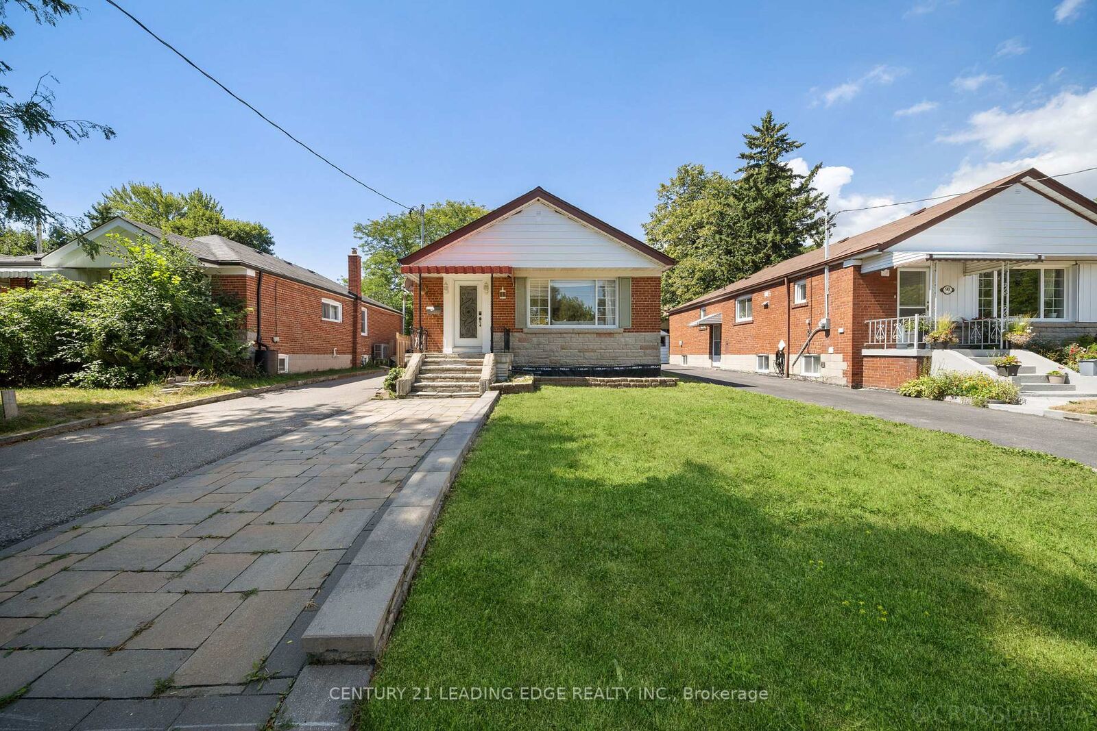 Property Photo: 88 Canlish Road ON M1P 1S9