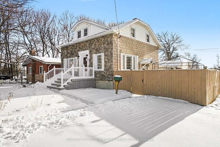 Property Photo:  1318 Brookline Avenue  ON K1V 6S3 