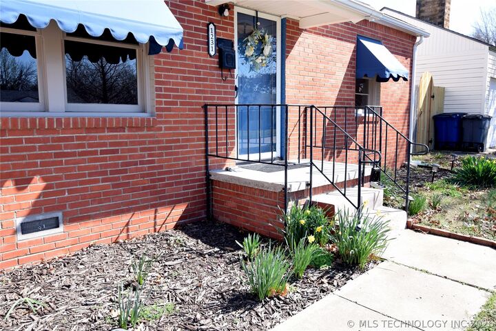 Property Photo:  1231 S Winston Avenue  OK 74112 