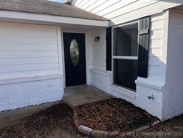 Property Photo:  2029 N 13th Street  OK 74501 
