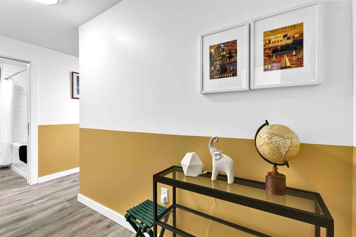 Property Photo:  370 Carrall Street 301  BC V6B 2J3 