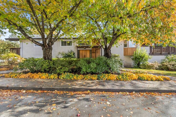 Property Photo:  2142 St. Andrews Avenue  BC V7L 3M5 