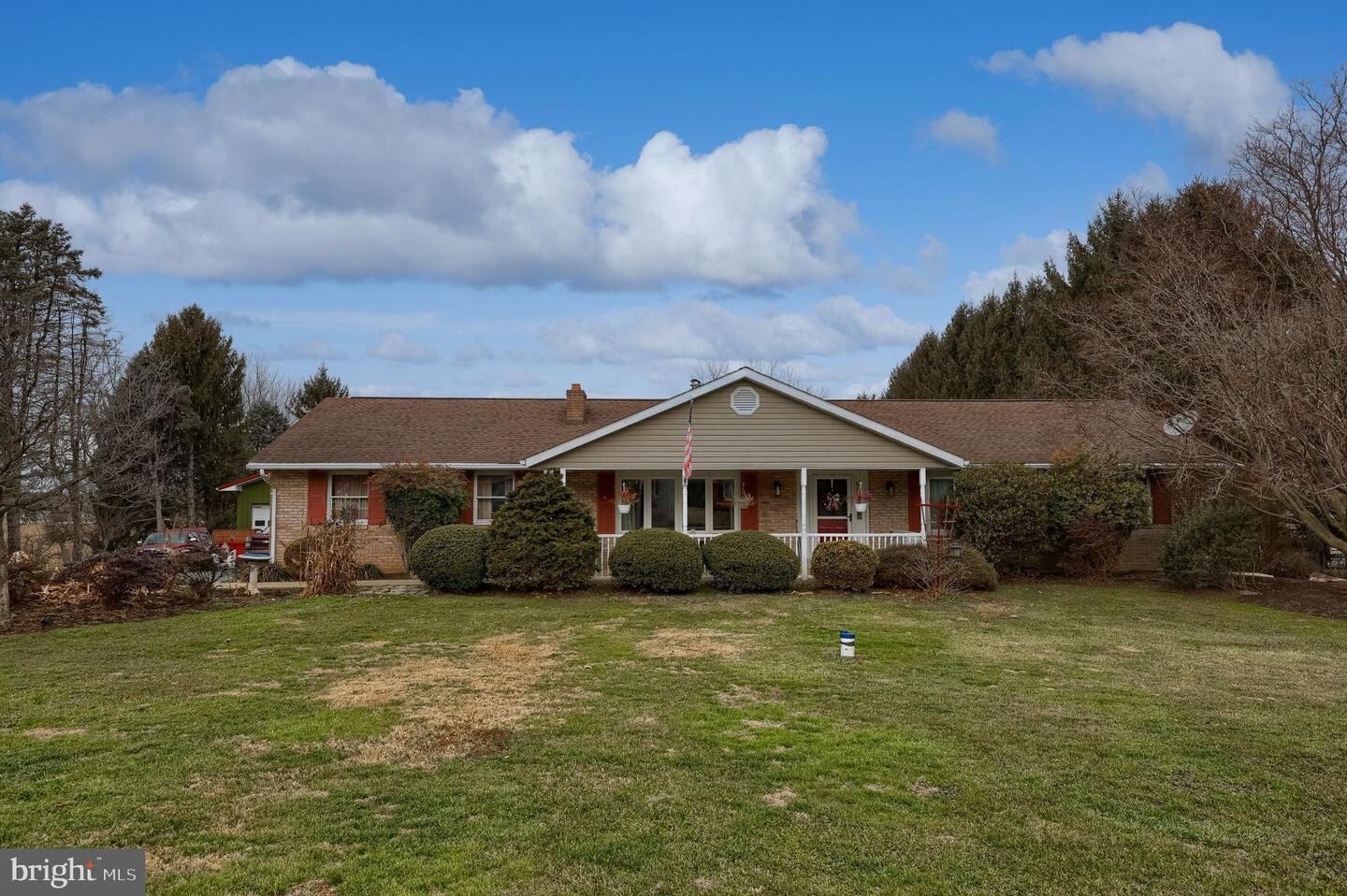 Property Photo:  1019 Spring Valley Road  PA 17566 