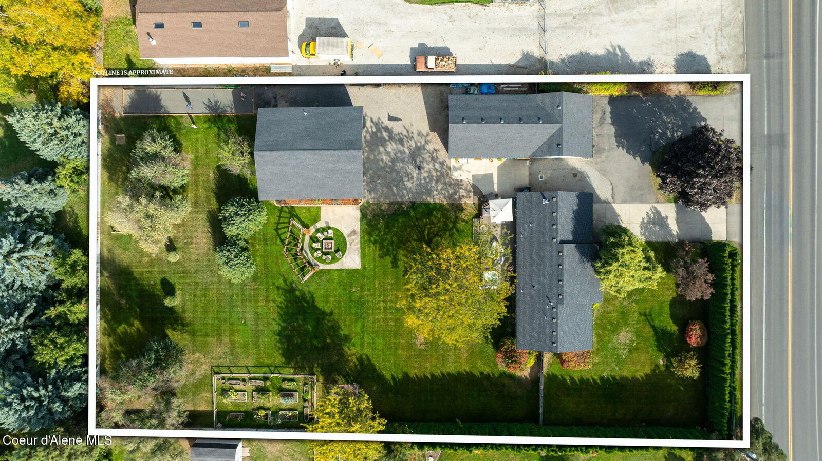 Property Photo:  7671 N 4th St  ID 83815 