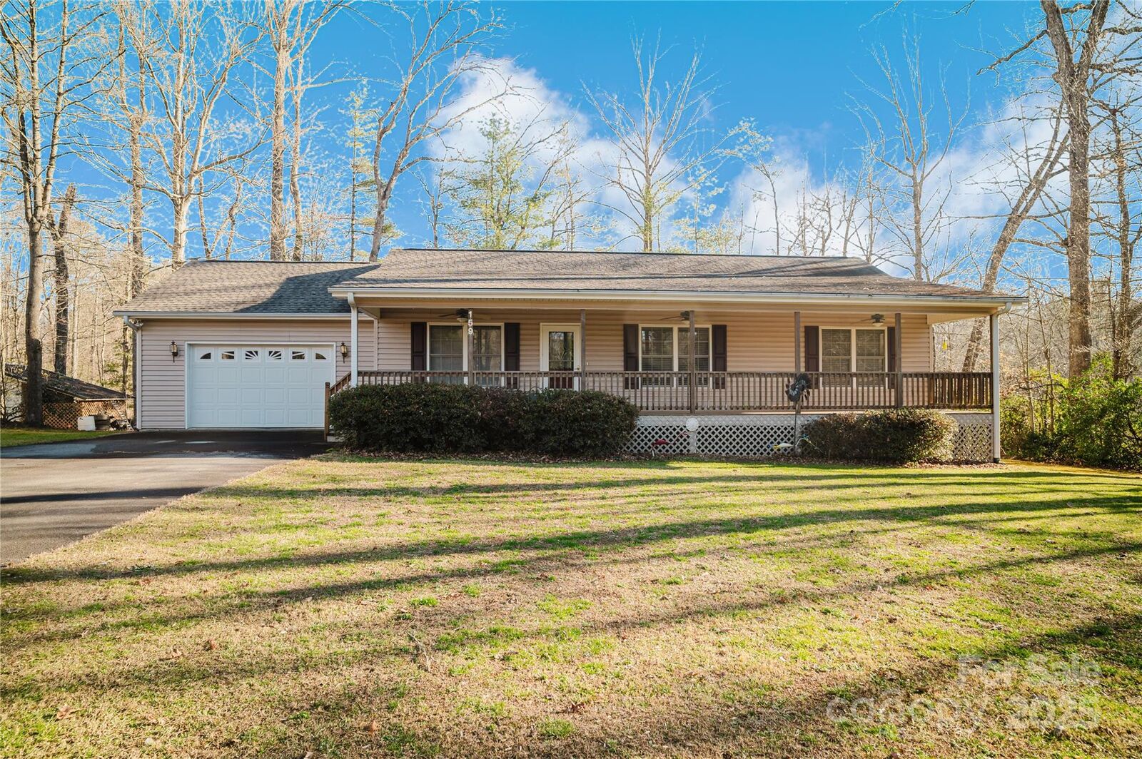 Property Photo: 159 W Sweetbriar Lane NC 28729