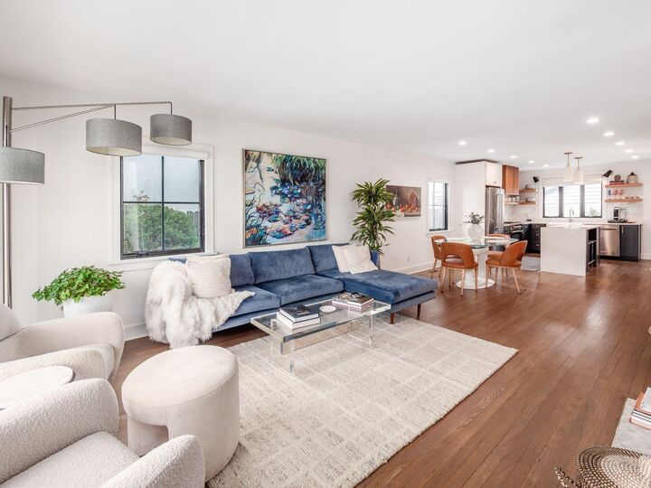 Property Photo: 221 S Roosevelt Avenue OH 43209