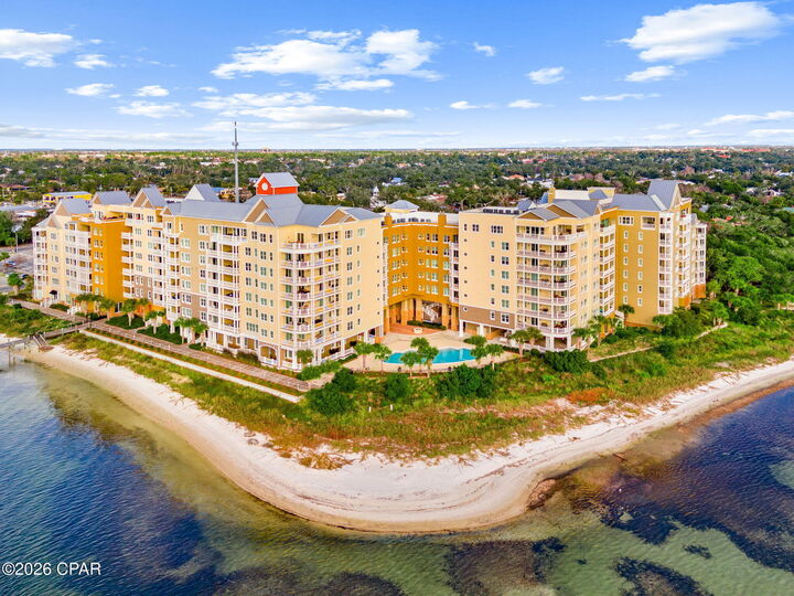 Property Photo:  3001 W 10th Street 415  FL 32401 