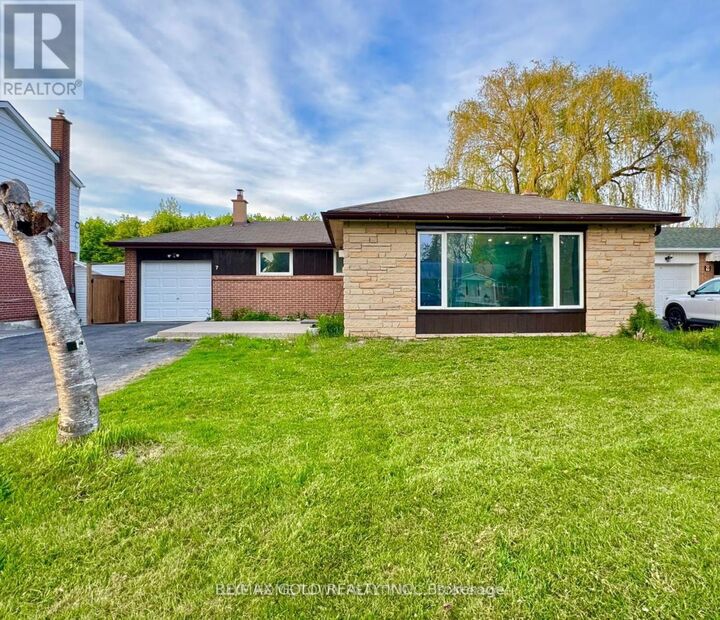 Property Photo:  7 Addington Crescent  ON L6T 2R1 