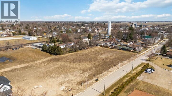 Property Photo:  591 Plympton Street  ON N0N 1T0 