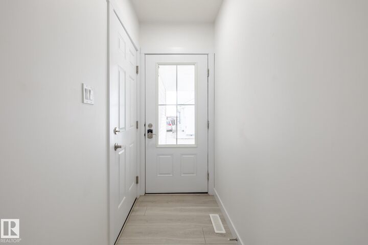 Property Photo:  7110 Keswick Common SW 14  AB T6W 5P7 