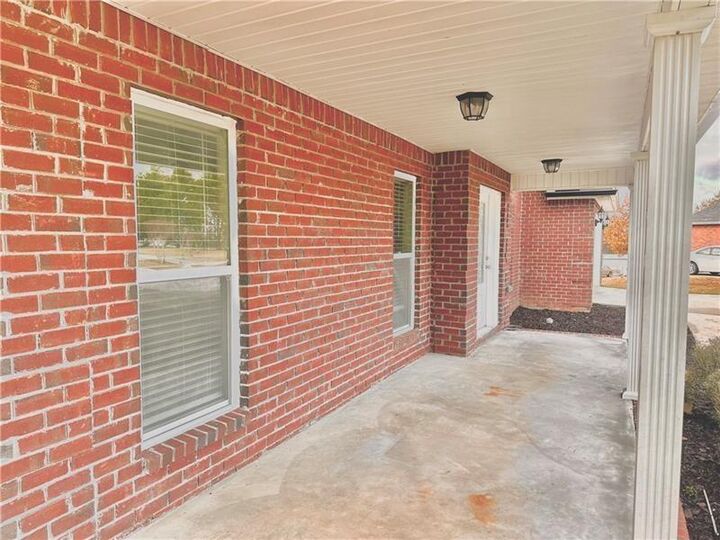 Property Photo:  312 Woodmont Court  GA 31216 