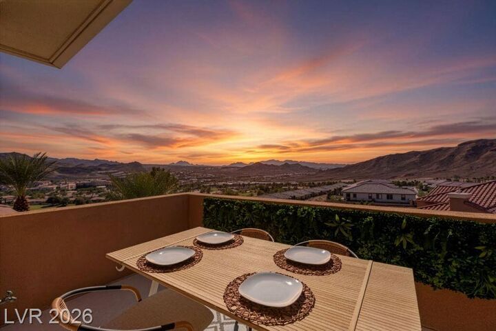 Property Photo:  18 Cerchio Alto  NV 89011 