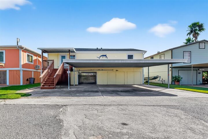 Property Photo: 11 Highland Drive TX 77563