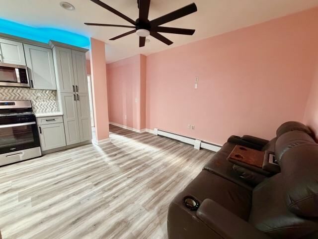 Property Photo:  87.5 Laidlaw Ave 1  NJ 07306 