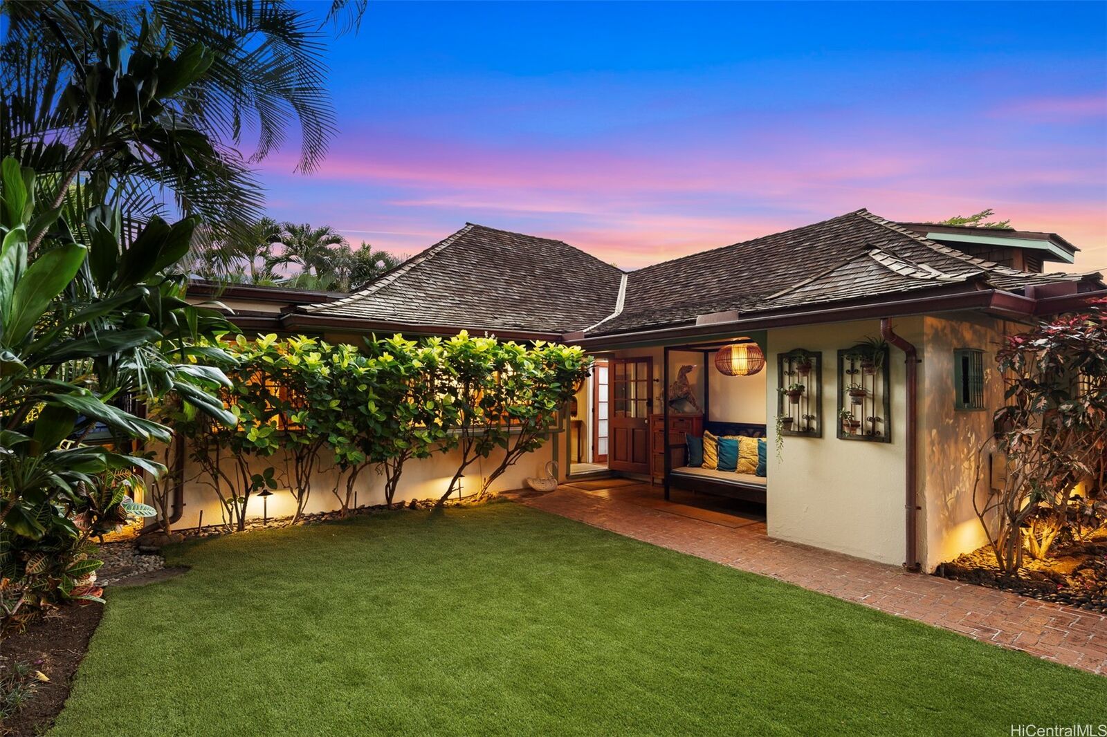 Property Photo:  3043 Diamond Head Road  HI 96815 