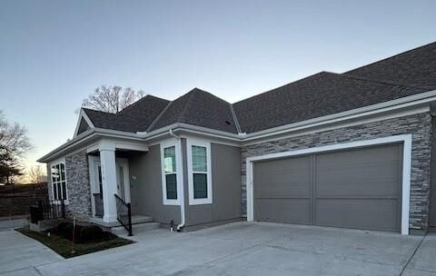 Property Photo: 714 E 110th Terrace MO 64131