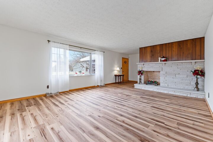 Property Photo: 255 &Amp 253 Locust Street WV 25705