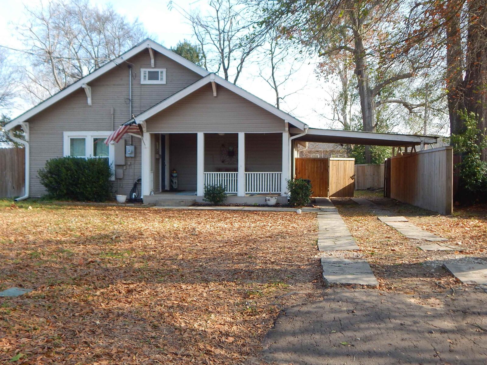 Property Photo:  507 N Trinity  TX 75644 