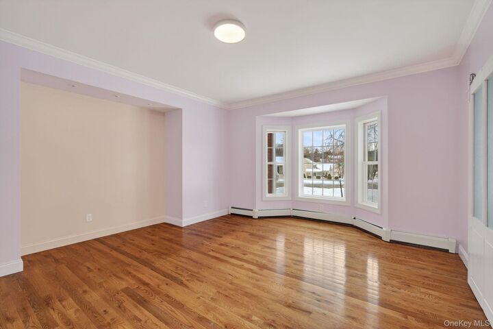 Property Photo:  30 Alison Court  NY 12401 