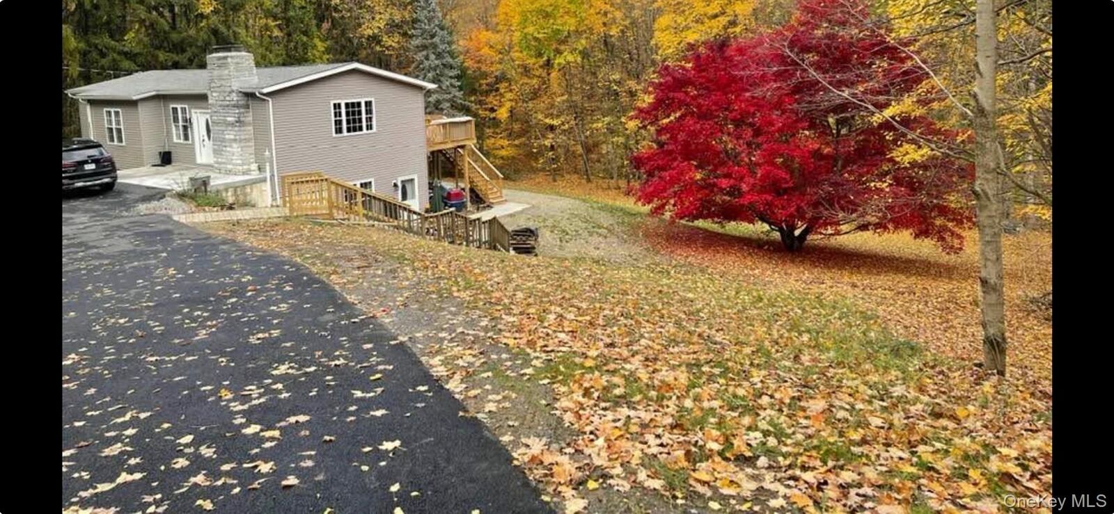 Property Photo:  198 Pleasant Ridge Road  NY 12570 