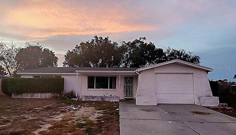 Property Photo:  11539 Meredith Lane  FL 34668 