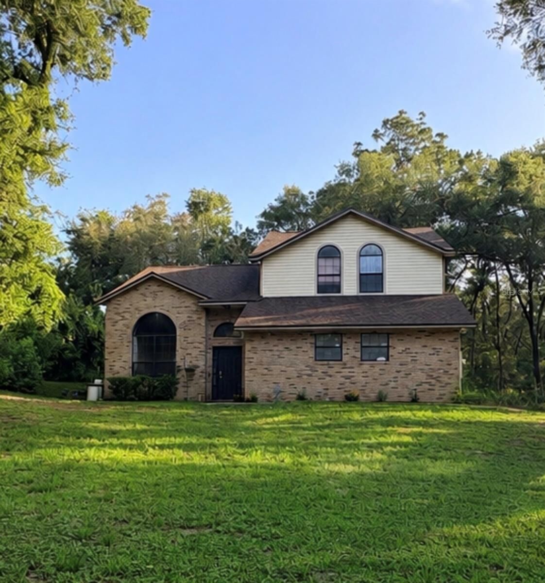 Property Photo: 425 Black Ironwood Drive FL 32724