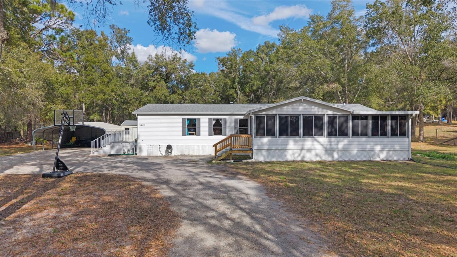 Property Photo:  15031 Bailey Hill Road  FL 34614 