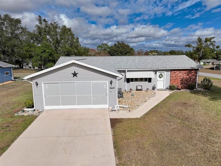 Property Photo: 8305 SW 107th Place FL 34481