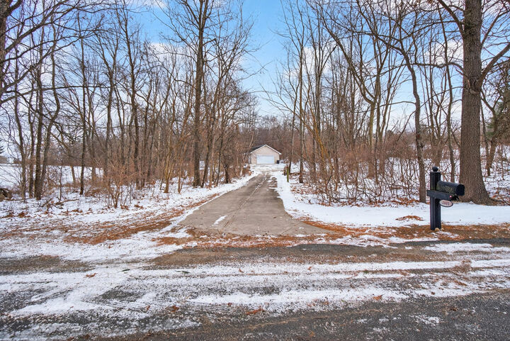 Property Photo:  2415 Scott Road  MI 49269 