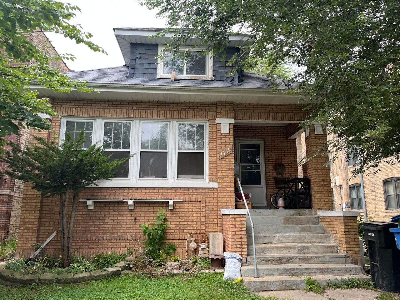 Property Photo:  4742 N Kilpatrick Avenue  IL 60630 