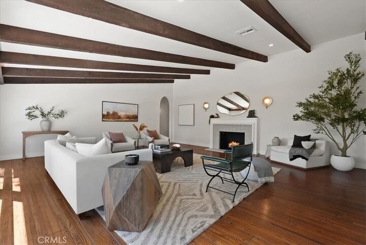 Property Photo: 7404 Woodrow Wilson Drive CA 90046