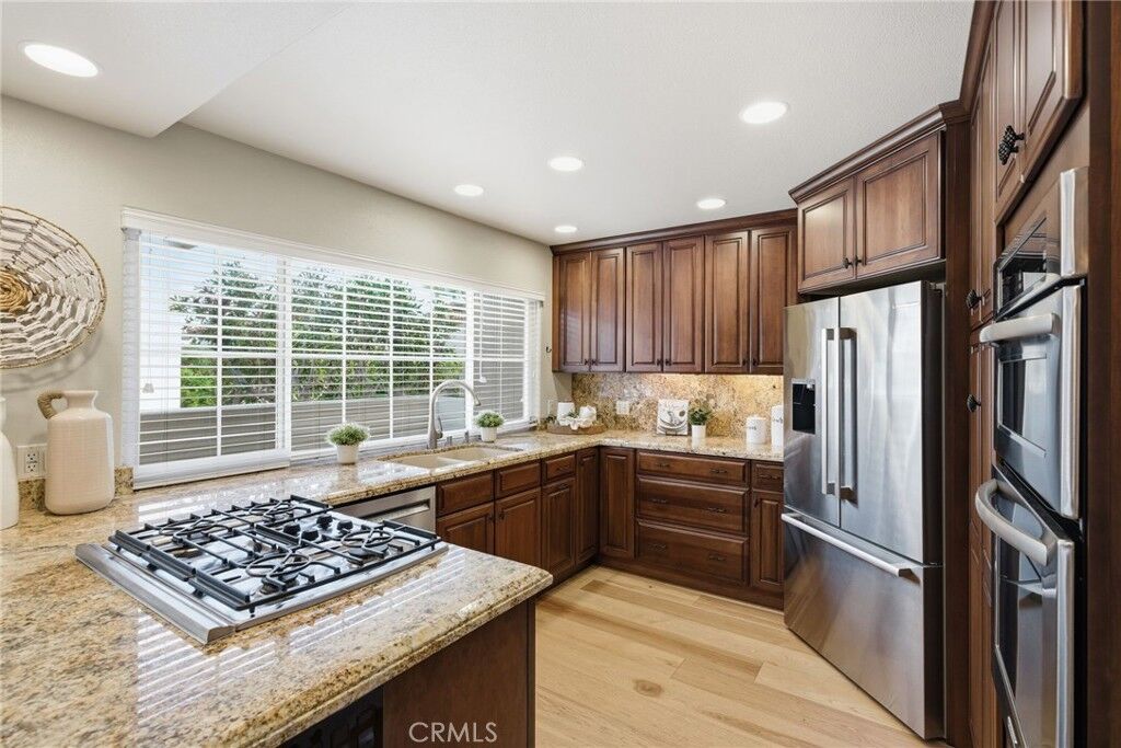 Property Photo:  19281 Meadowood  CA 92648 