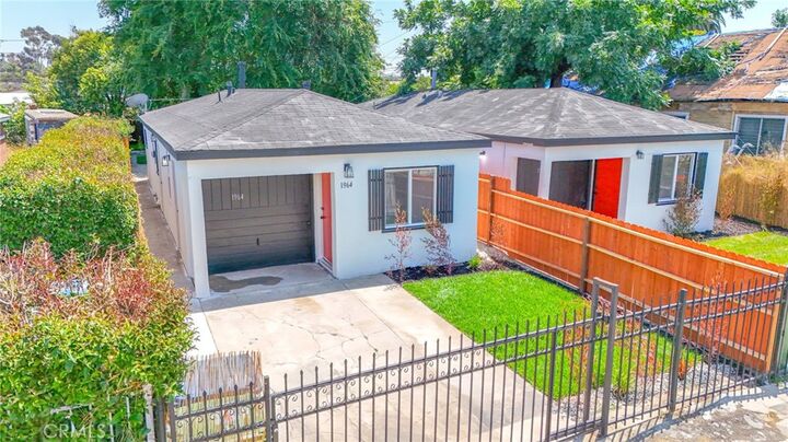 Property Photo:  1964 E 114th Street  CA 90059 