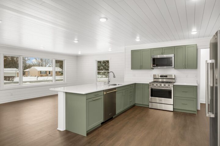 Property Photo:  15240 Kangaroo Street NW  MN 55303 