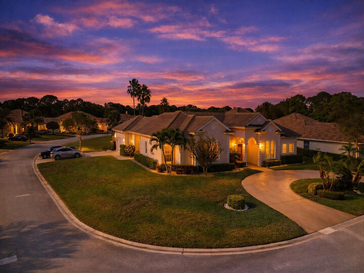 Property Photo: 8075 Kiawah Trace FL 34986