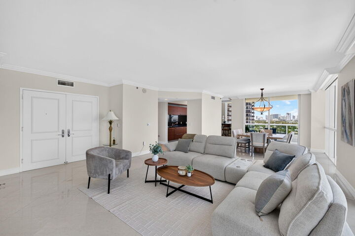 Property Photo:  101 S Fort Lauderdale Beach Boulevard 1606  FL 33316 
