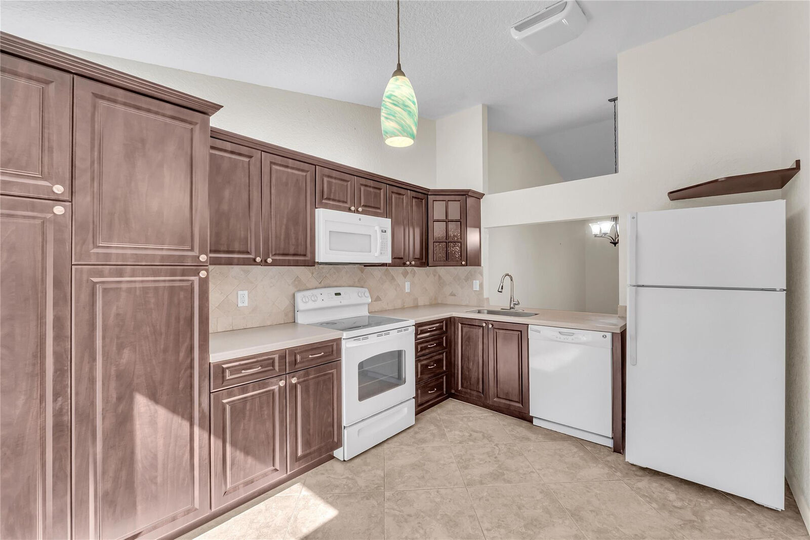 Property Photo:  3246 Carambola Circle 3246  FL 33066 