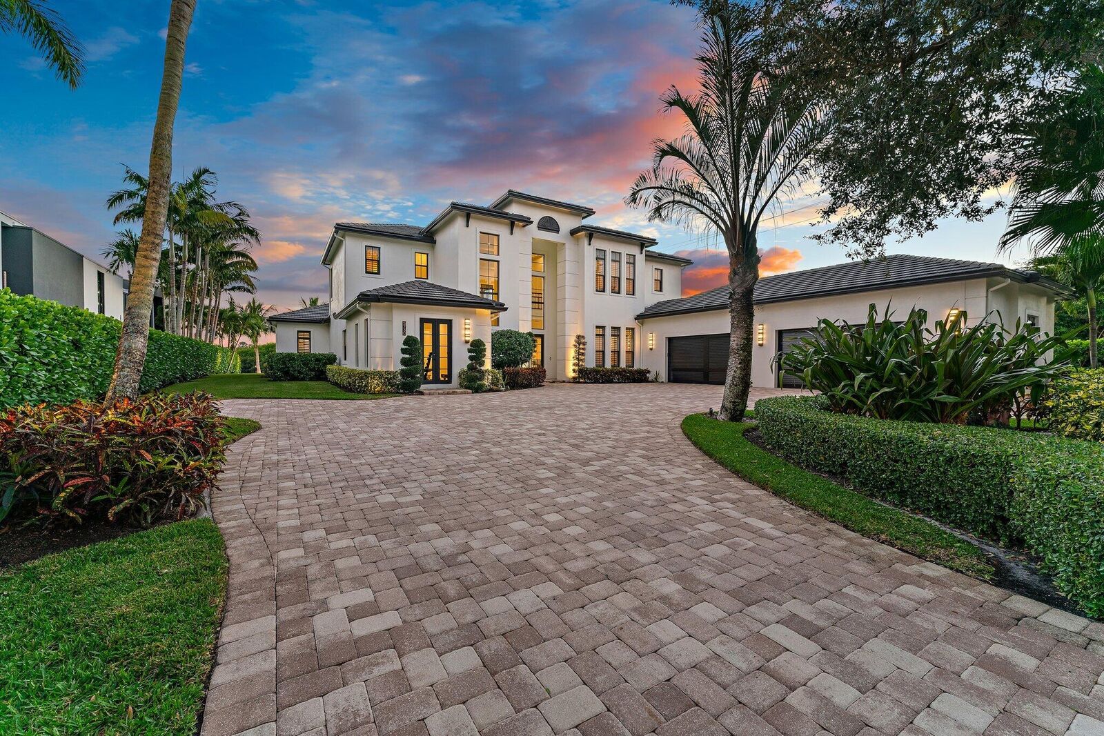 Property Photo:  5730 Holly Lane  FL 33458 