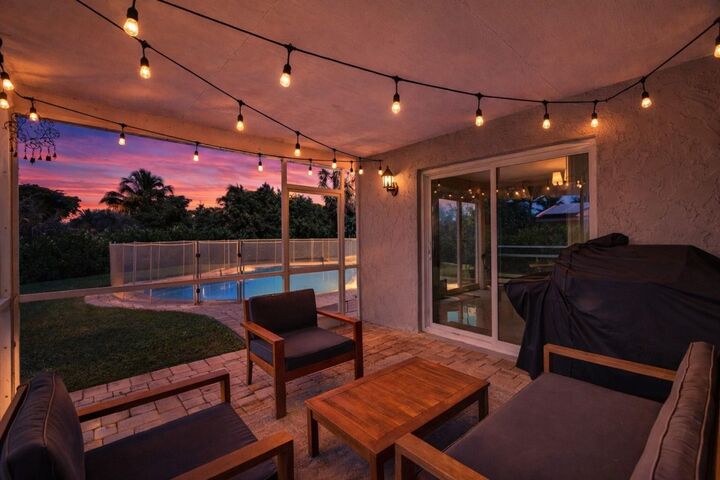 Property Photo:  10775 NW 40th Street  FL 33065 