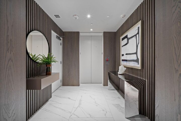 Property Photo: 2200 N Ocean Boulevard S1801 FL 33305