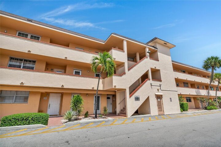 Property Photo:  4500 N Federal Highway 319C  FL 33064 