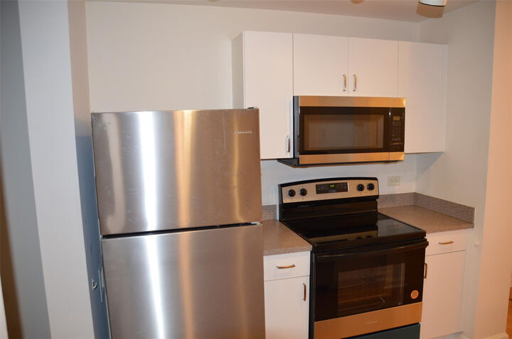 Property Photo: 533 NE 3rd Avenue 141 FL 33301