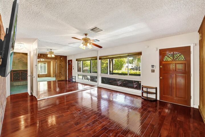 Property Photo:  4731 NE 13 Avenue  FL 33334 