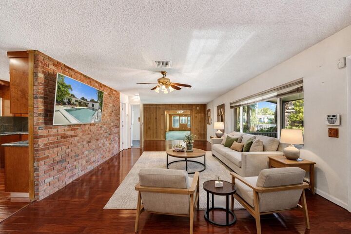 Property Photo:  4731 NE 13 Avenue  FL 33334 