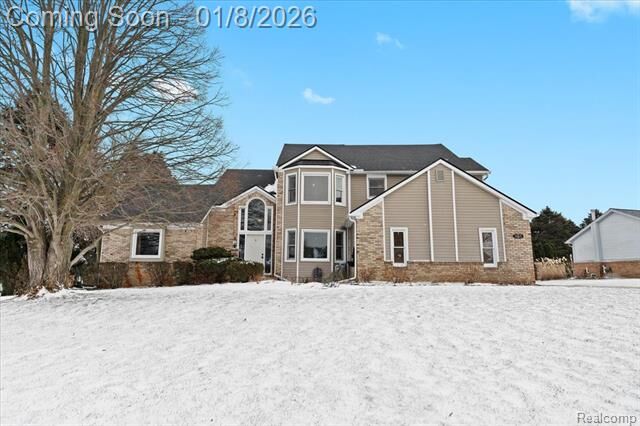 Property Photo:  11163 Hammerstone Drive  MI 48178 
